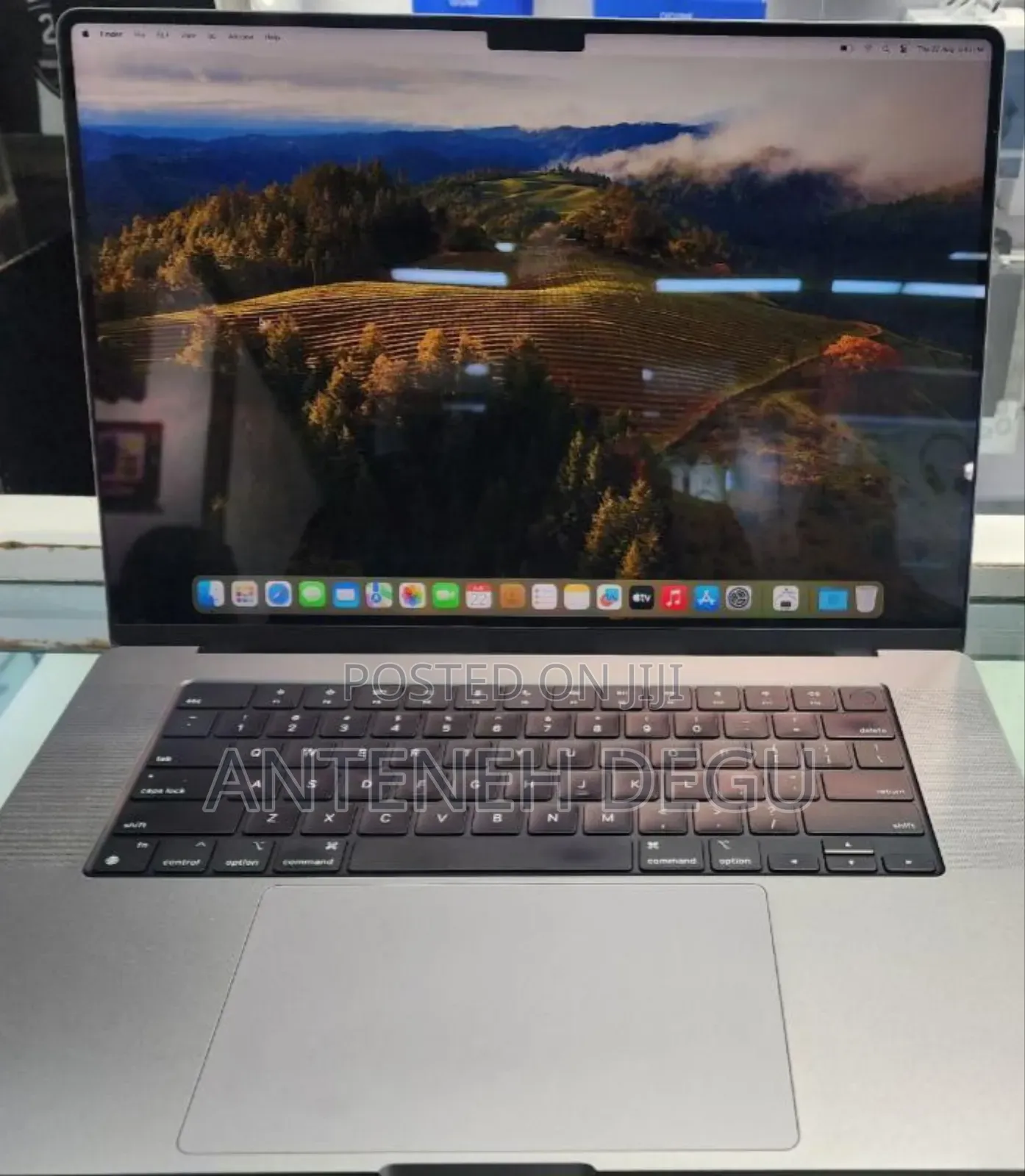 New Laptop Apple MacBook Pro 2021 M1 32GB Apple M1 Max SSD 1T