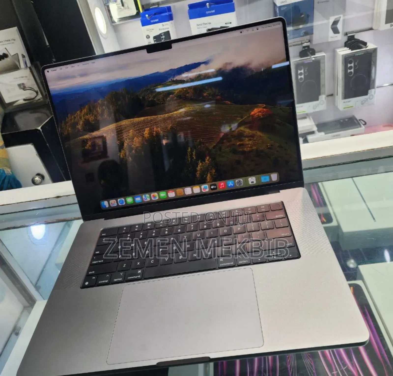 New Laptop Apple MacBook Pro 2011 32GB Intel Core I7 SSD 1T