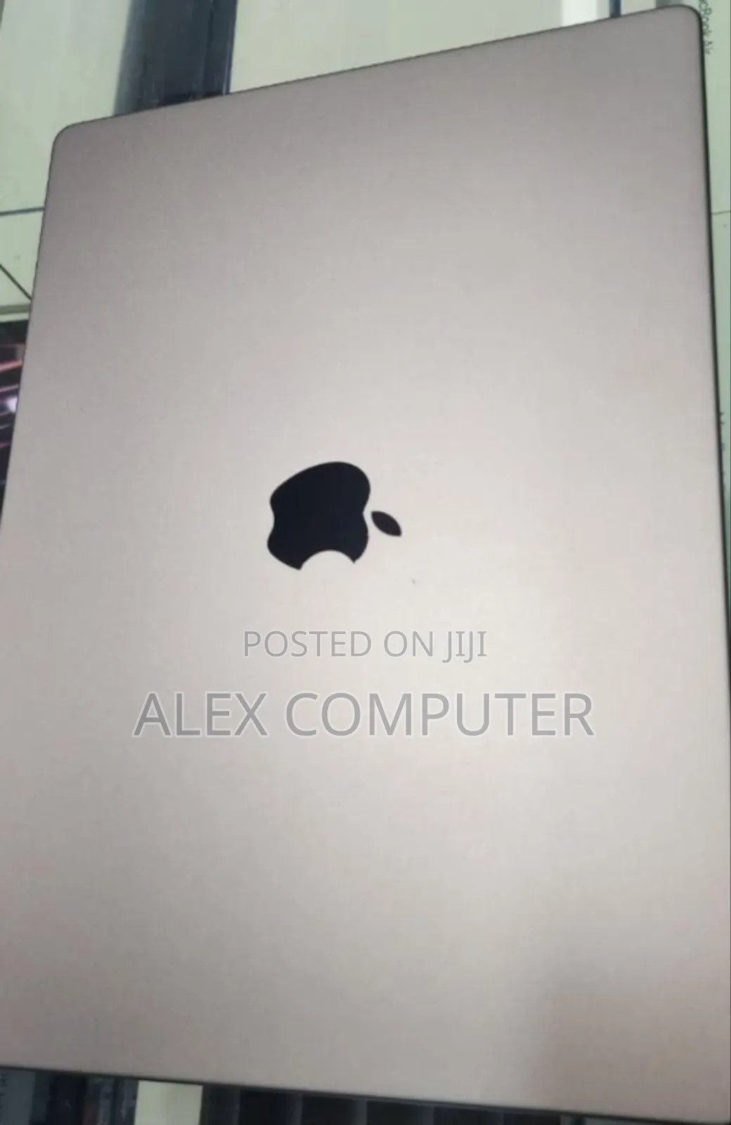 New Laptop Apple MacBook Pro 2021 M1 32GB Apple M1 SSD 1T