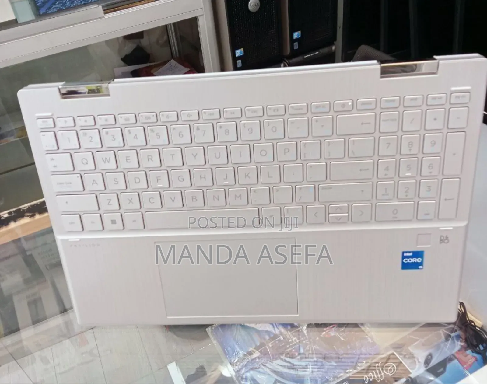 New Laptop HP Envy X360 8GB Intel Core I5 SSD 512GB