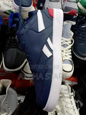 Reebok Master Quality Flat Shoes for You