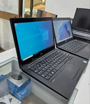 Photo - New Laptop Dell Latitude 9440 8GB Intel Core I7 SSD 256GB