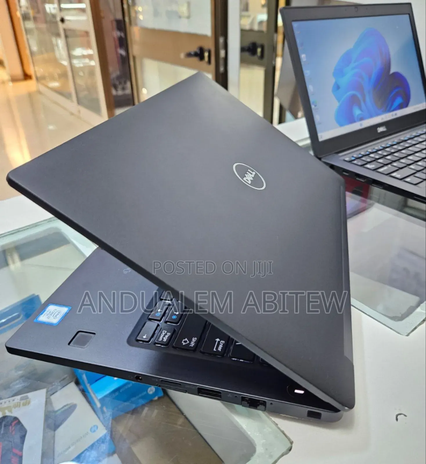 New Laptop Dell Latitude 9440 8GB Intel Core I7 SSD 256GB