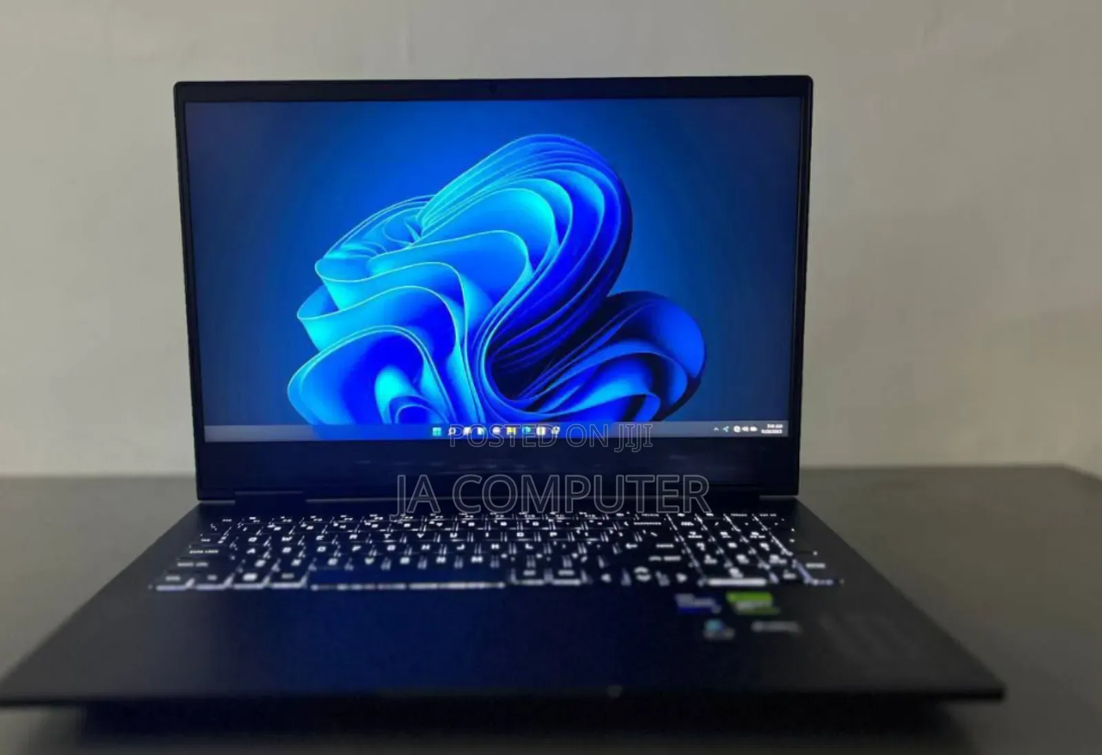 New Laptop HP Omen 16 16GB AMD Ryzen 9 SSD 512GB