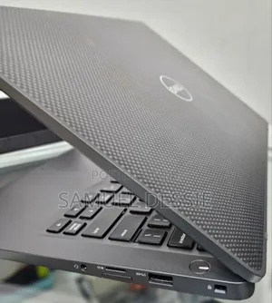 New Laptop Lenovo 8GB Intel Core I5 SSD 256GB