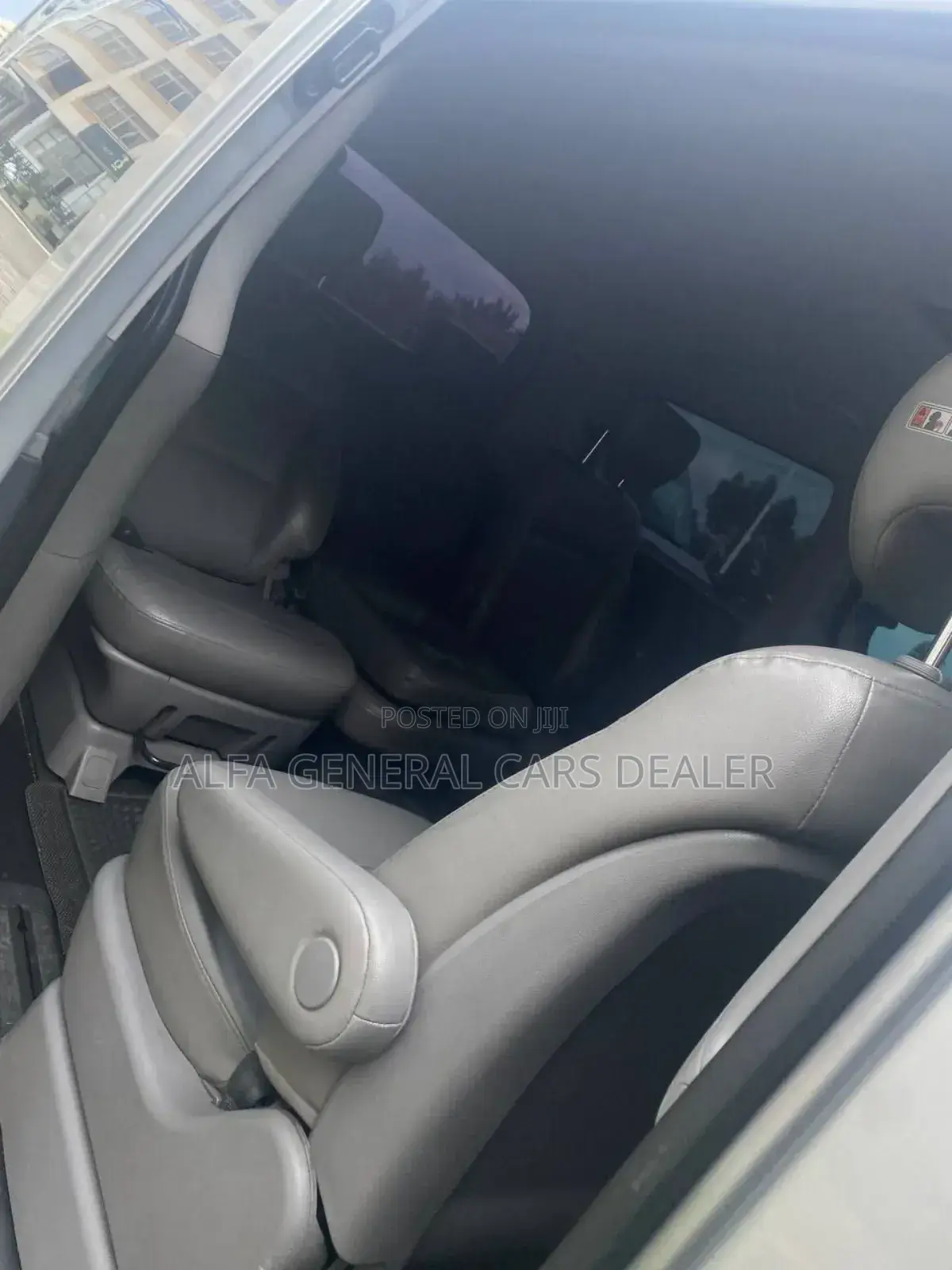 Hyundai H1 2016 Silver