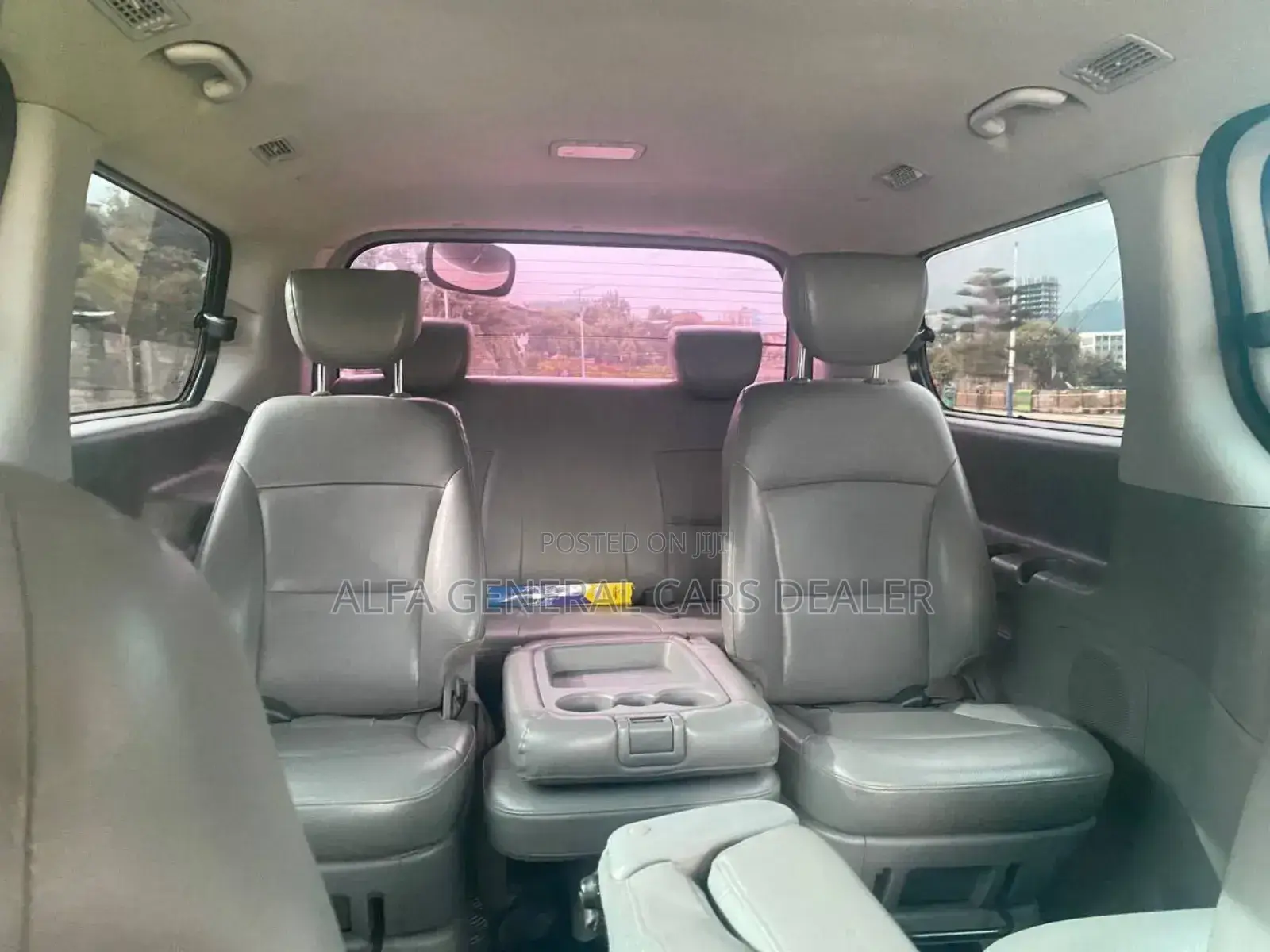 Hyundai H1 2016 Silver