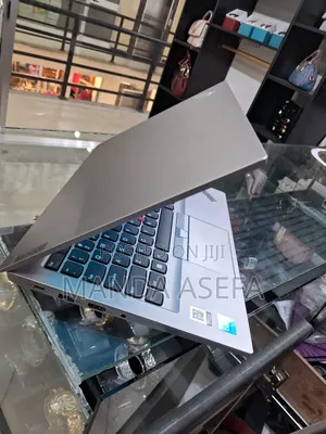 New Laptop Lenovo ThinkPad E14 G5 16GB Intel Core I5 SSD 512GB