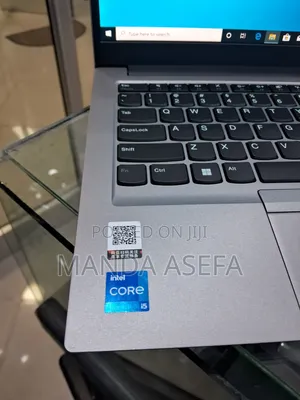 New Laptop Lenovo ThinkPad E14 G5 16GB Intel Core I5 SSD 512GB