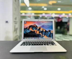 New Laptop Apple MacBook Air 2015 8GB Intel Core I7 SSD 512GB