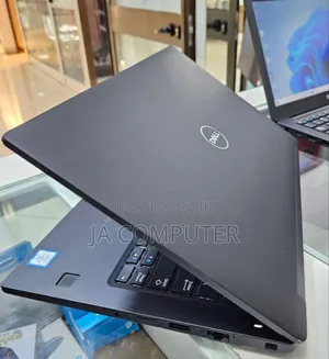 New Laptop Dell Latitude 5310 8GB Intel Core I7 SSD 256GB