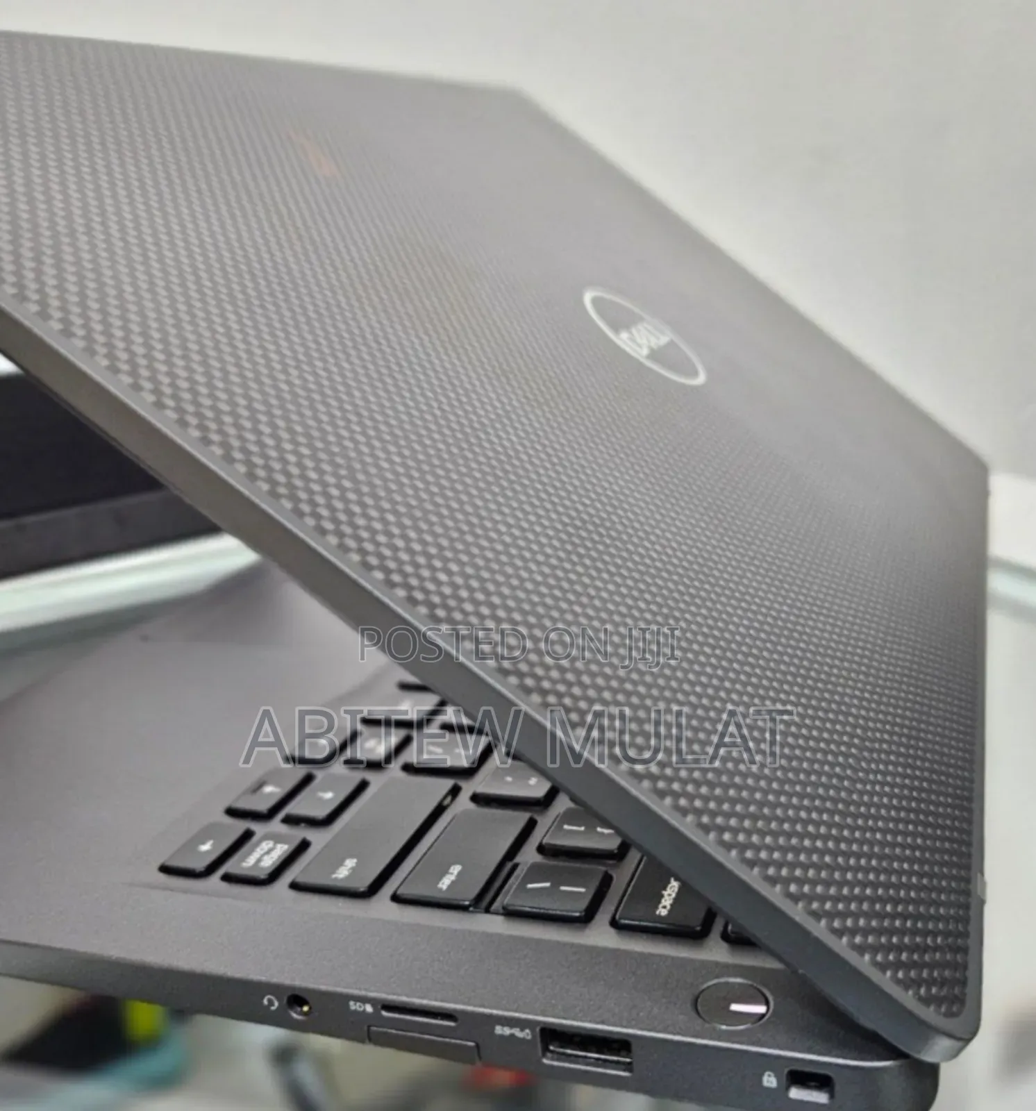 New Laptop Dell Latitude 7400 8GB Intel Core I5 SSD 256GB