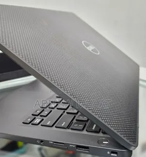 New Laptop Dell Latitude 7400 8GB Intel Core I5 SSD 256GB