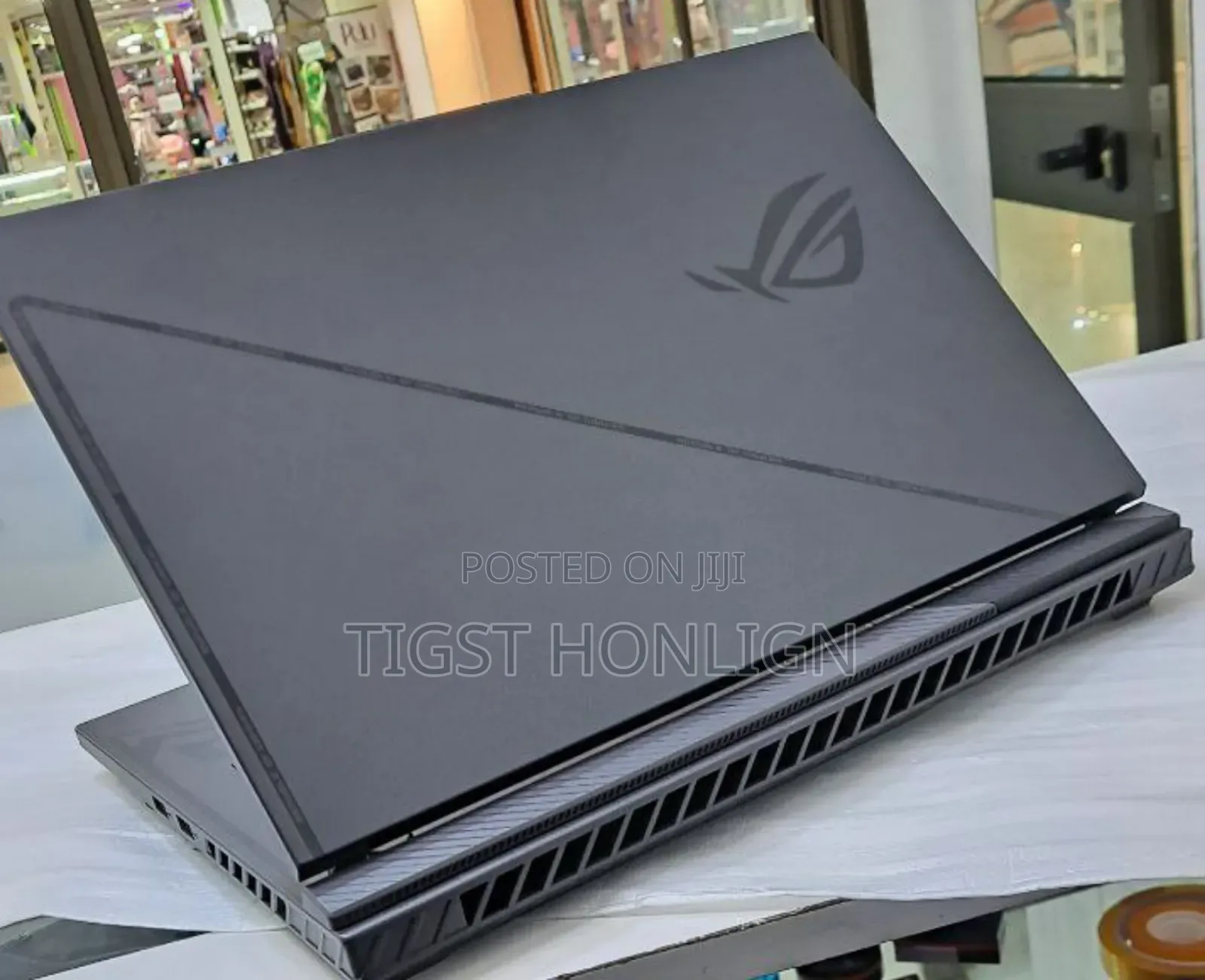 New Laptop Asus ROG Strix G15 16GB AMD Ryzen 7 SSD 1T