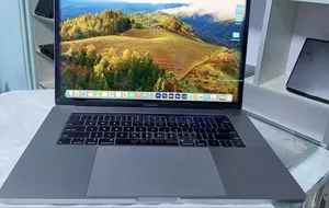 New Laptop Apple MacBook Pro 2019 32GB Intel Core I9 SSD 512GB
