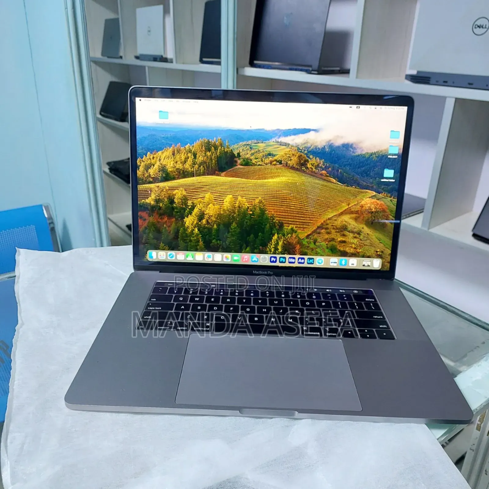 New Laptop Apple MacBook Pro 2019 32GB Intel Core I9 SSD 512GB