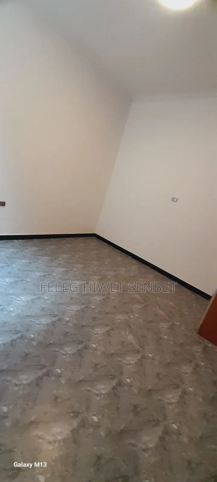 Furnished 5bdrm Villa in አአ, Bole for sale