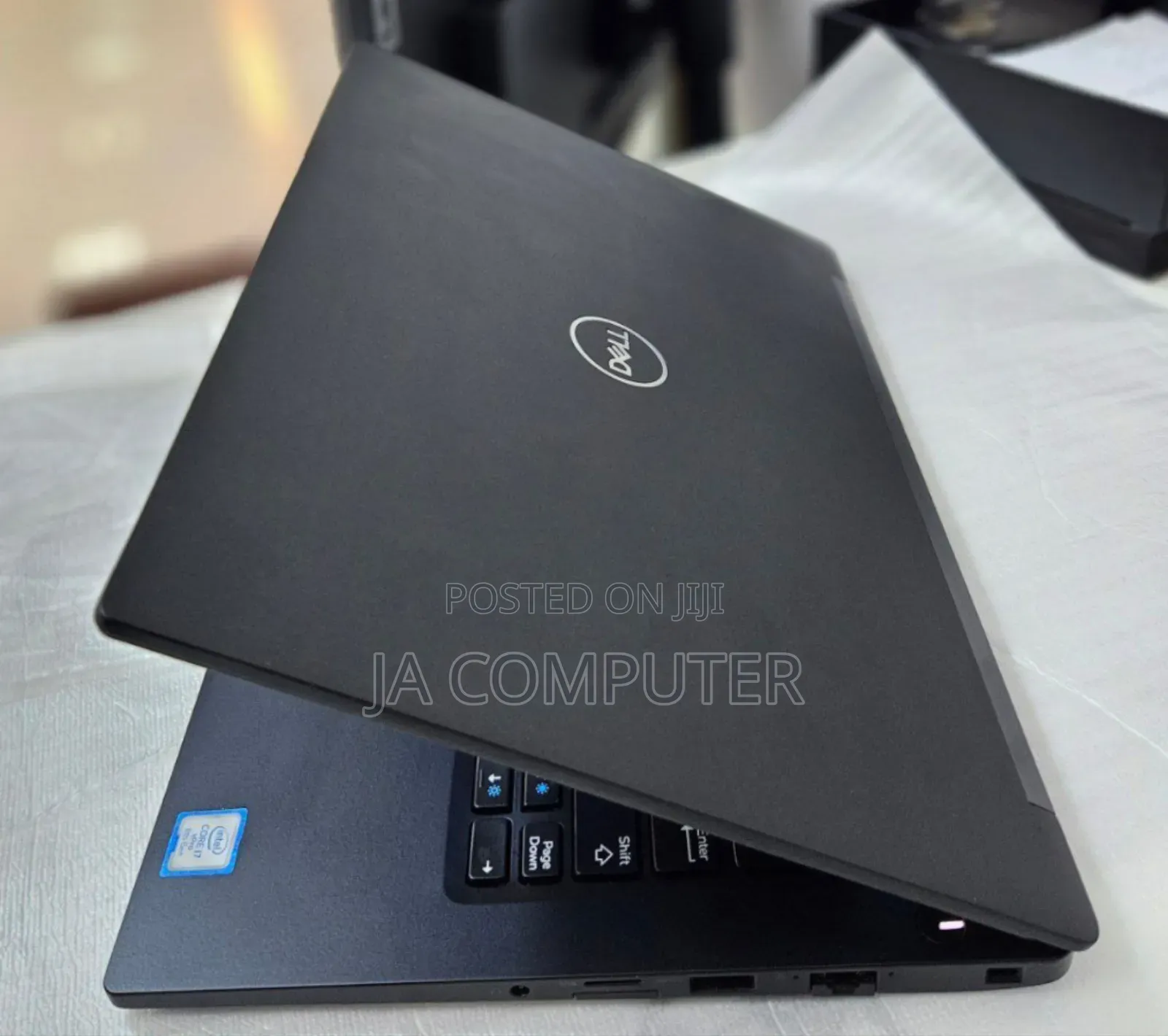 New Laptop Dell Latitude 5310 8GB Intel Core I7 SSD 256GB