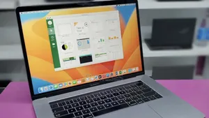 New Laptop Apple MacBook Pro 2017 4GB Intel Core I7 SSD 512GB