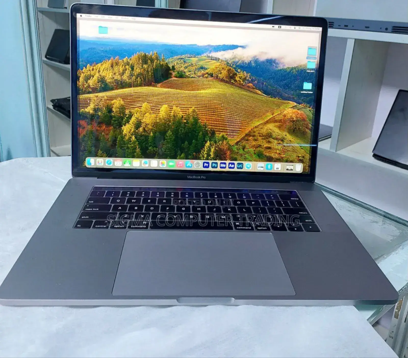 New Laptop Apple MacBook Pro 2019 32GB Intel Core I9 SSD 512GB