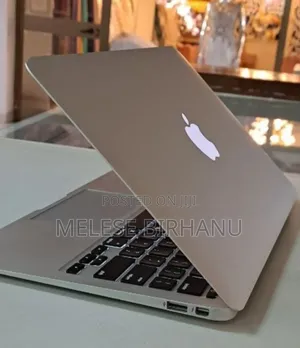 New Laptop Apple MacBook Air 2015 8GB Intel Core I5 SSD 128GB