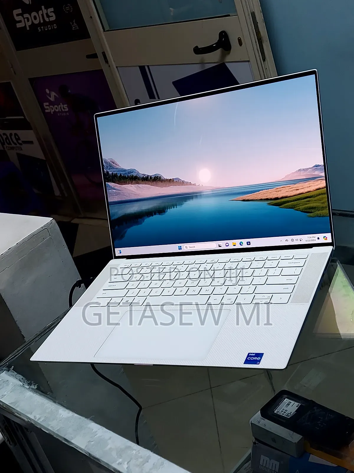 New Laptop Dell XPS 15 16GB Intel Core I7 SSD 1T