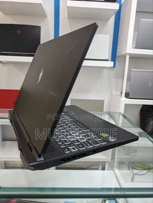 New Laptop Acer Nitro 17 16GB AMD Ryzen 7 SSD 1T