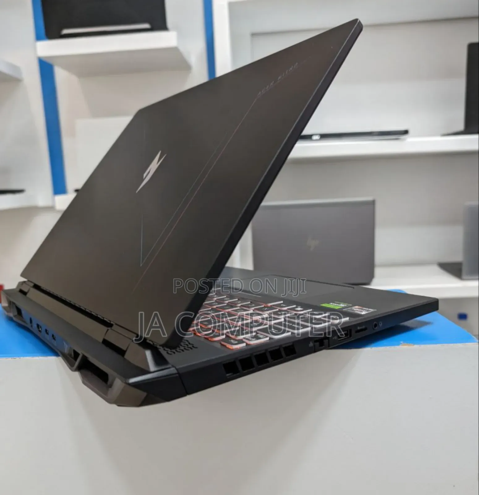 New Laptop Acer Nitro 17 16GB AMD Ryzen 7 SSD 1T