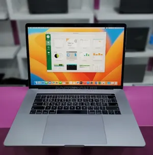 Photo - New Laptop Apple MacBook Pro 2018 16GB Intel Core I7 SSD 512GB