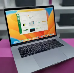 New Laptop Apple MacBook Pro 2018 16GB Intel Core I7 SSD 512GB
