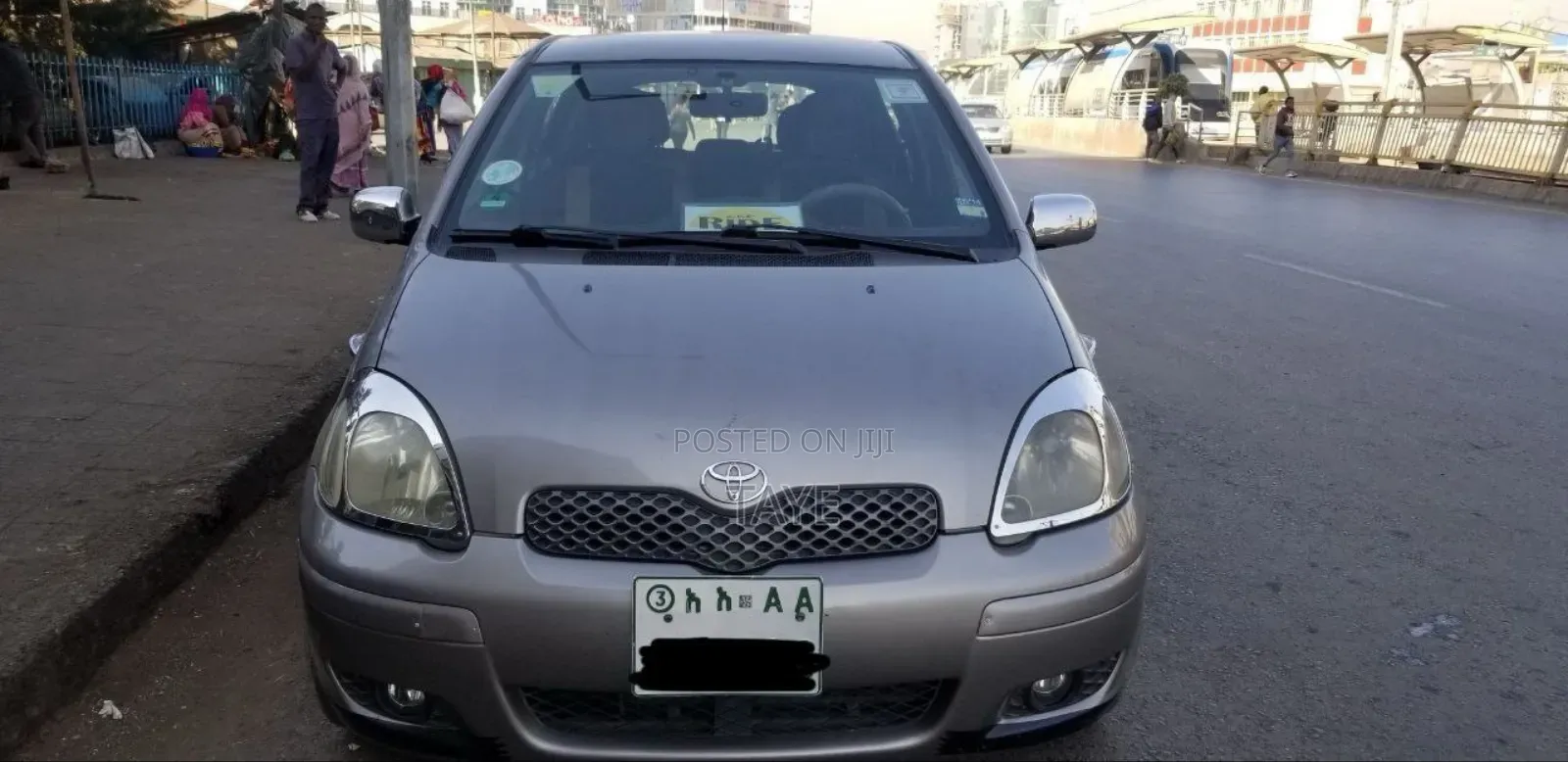 Toyota Vitz 2005 Beige