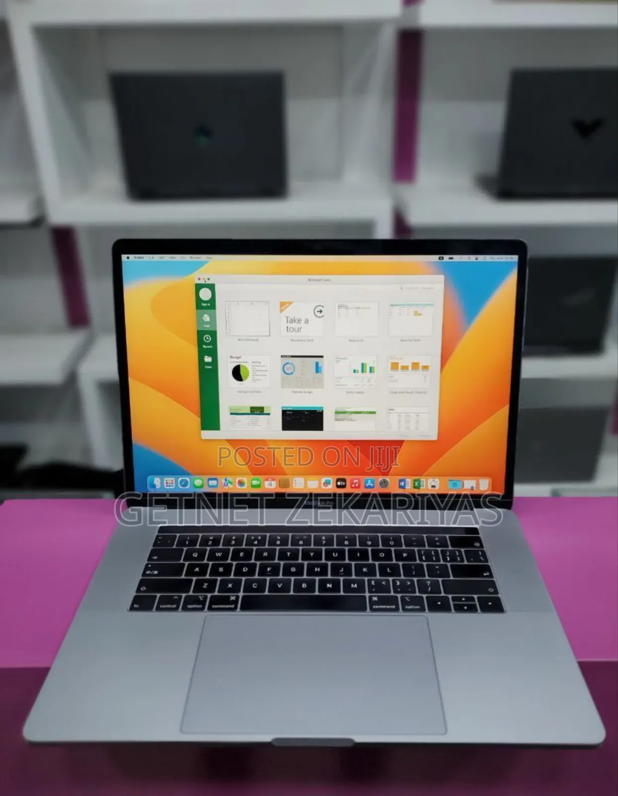 New Laptop Apple MacBook Pro 2018 16GB Intel Core I7 SSD 512GB