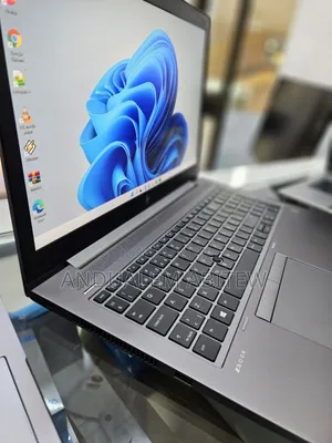 New Laptop HP ZBook 15u 16GB Intel Core I7 SSD 512GB