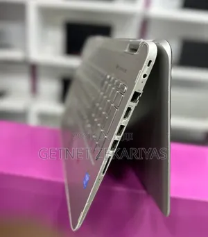 New Laptop HP Envy X360 8GB Intel Core I7 HDD 1T