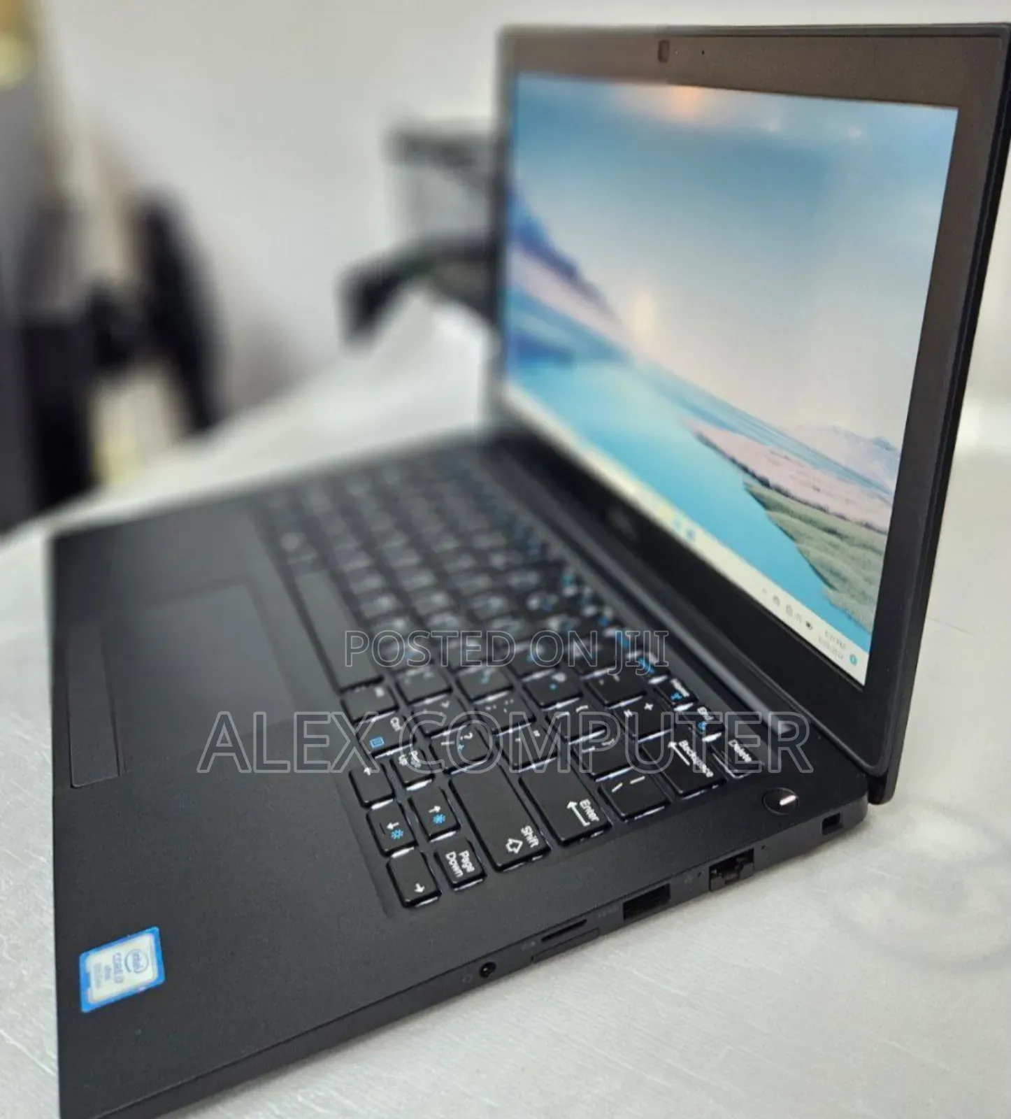 New Laptop Dell Latitude 7290 8GB Intel Core I7 SSD 256GB