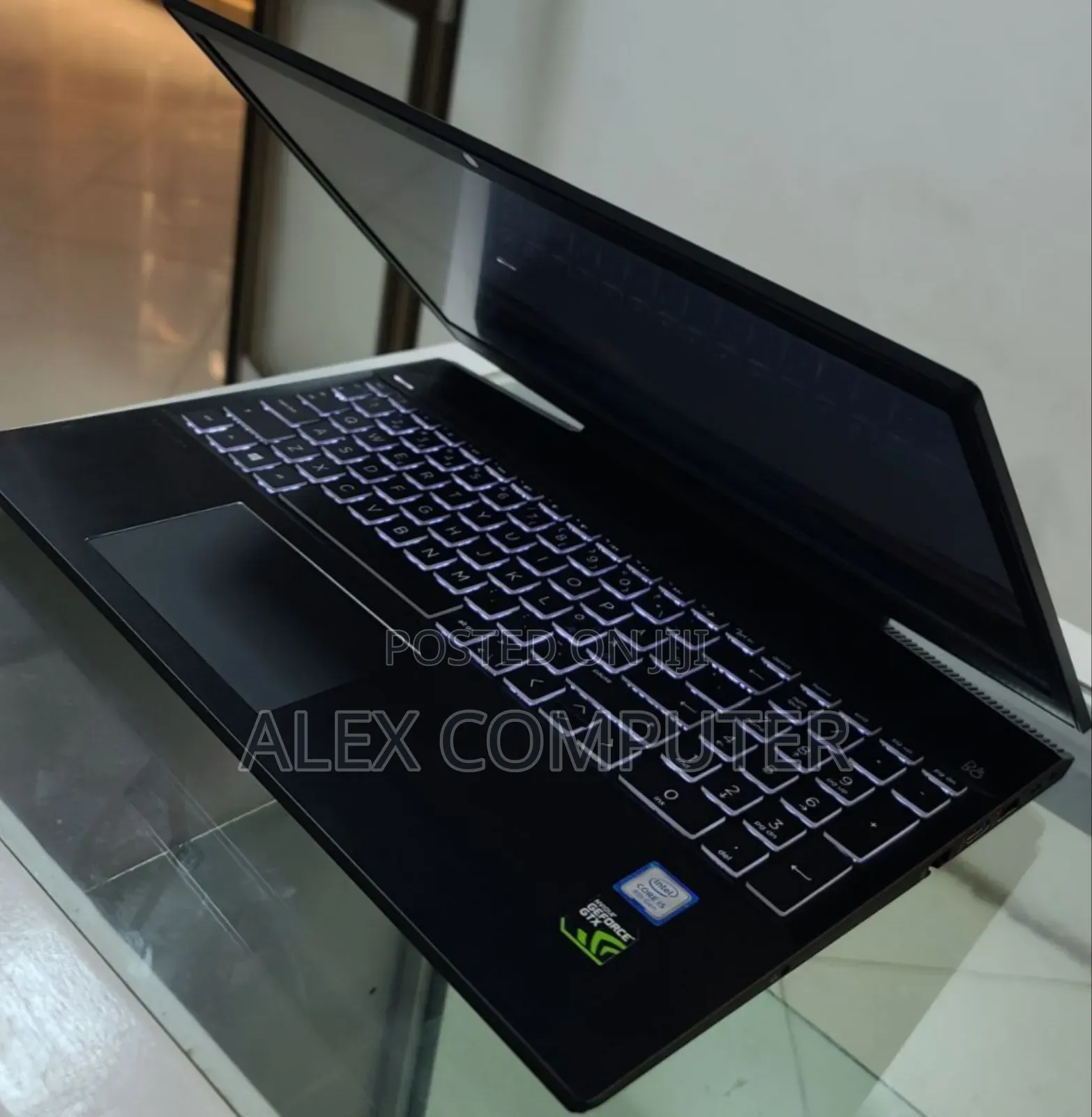 New Laptop HP Pavilion 15 8GB Intel Core I5 HDD+SSD 256GB