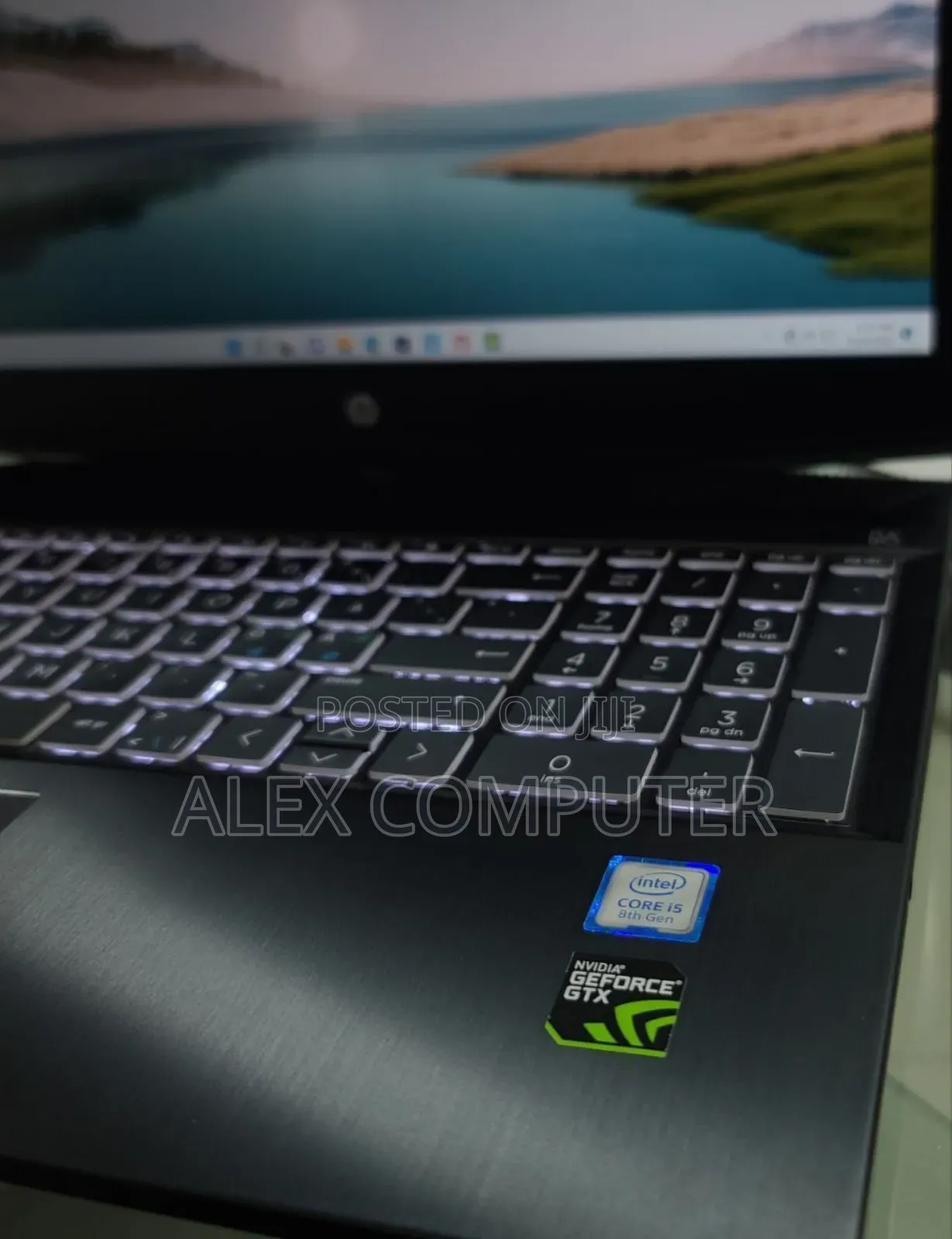 New Laptop HP Pavilion 15 8GB Intel Core I5 HDD+SSD 256GB