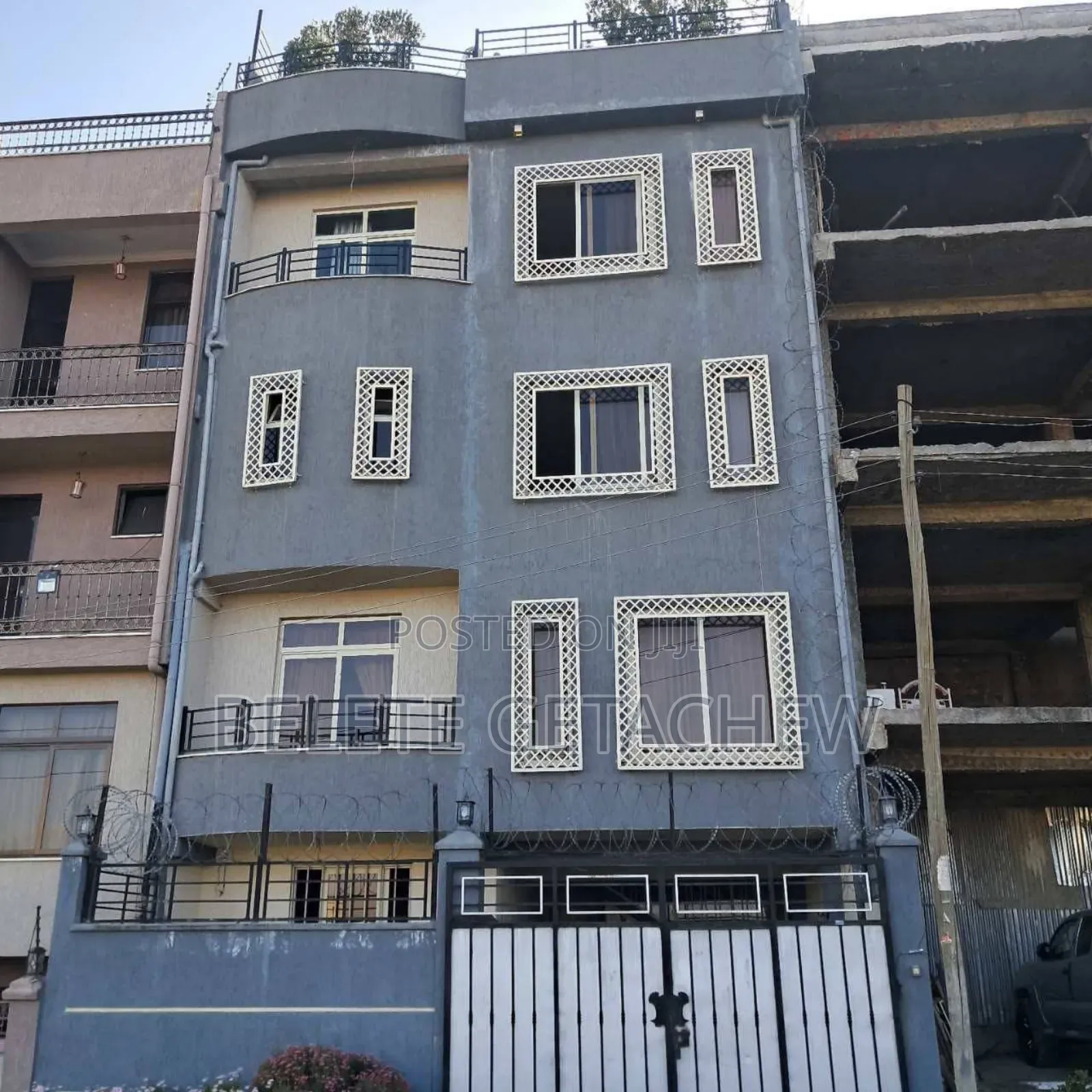 5bdrm House in Semit,72 G+3 Luxury, Bole for sale