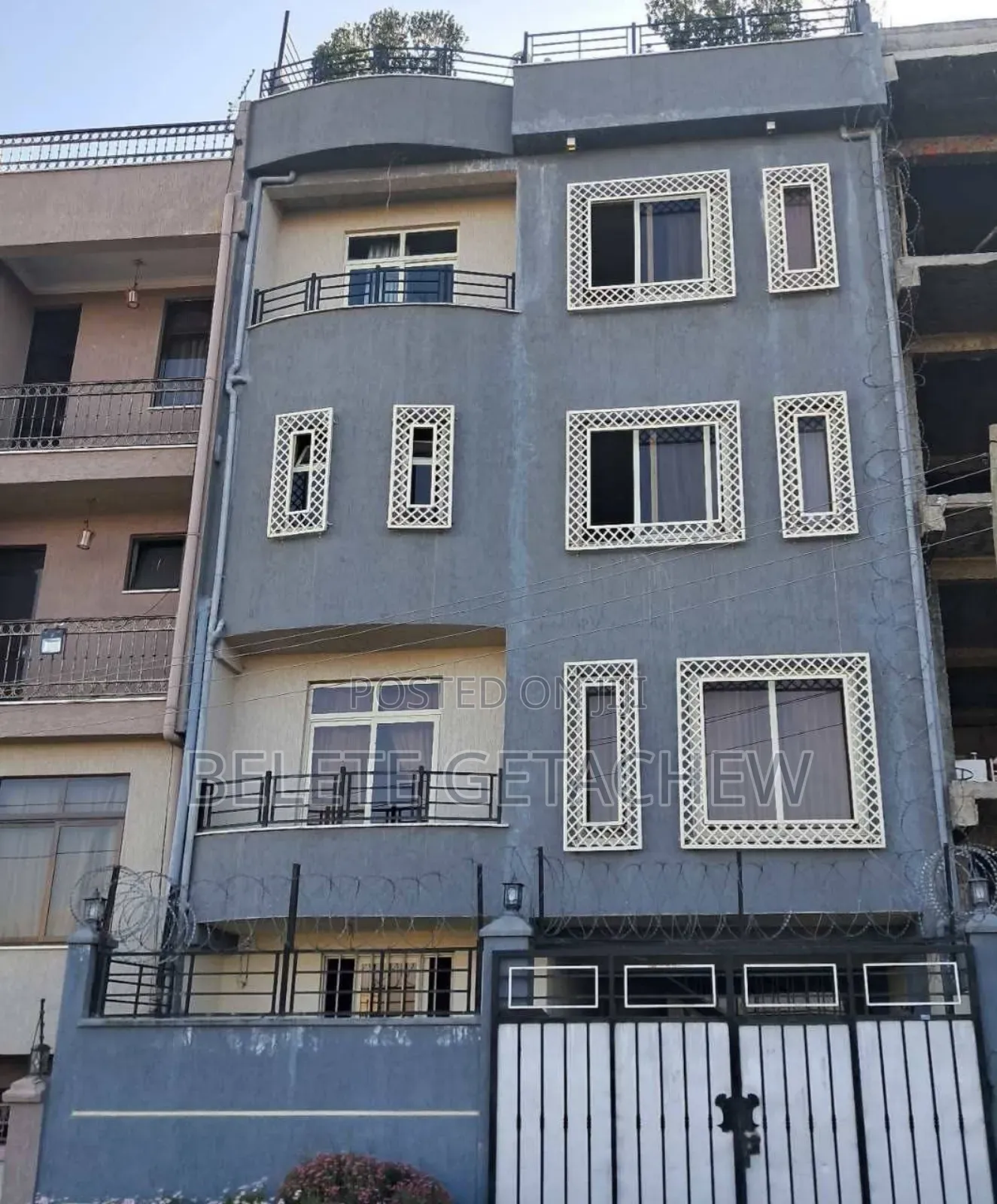 5bdrm House in Semit,72 G+3 Luxury, Bole for sale