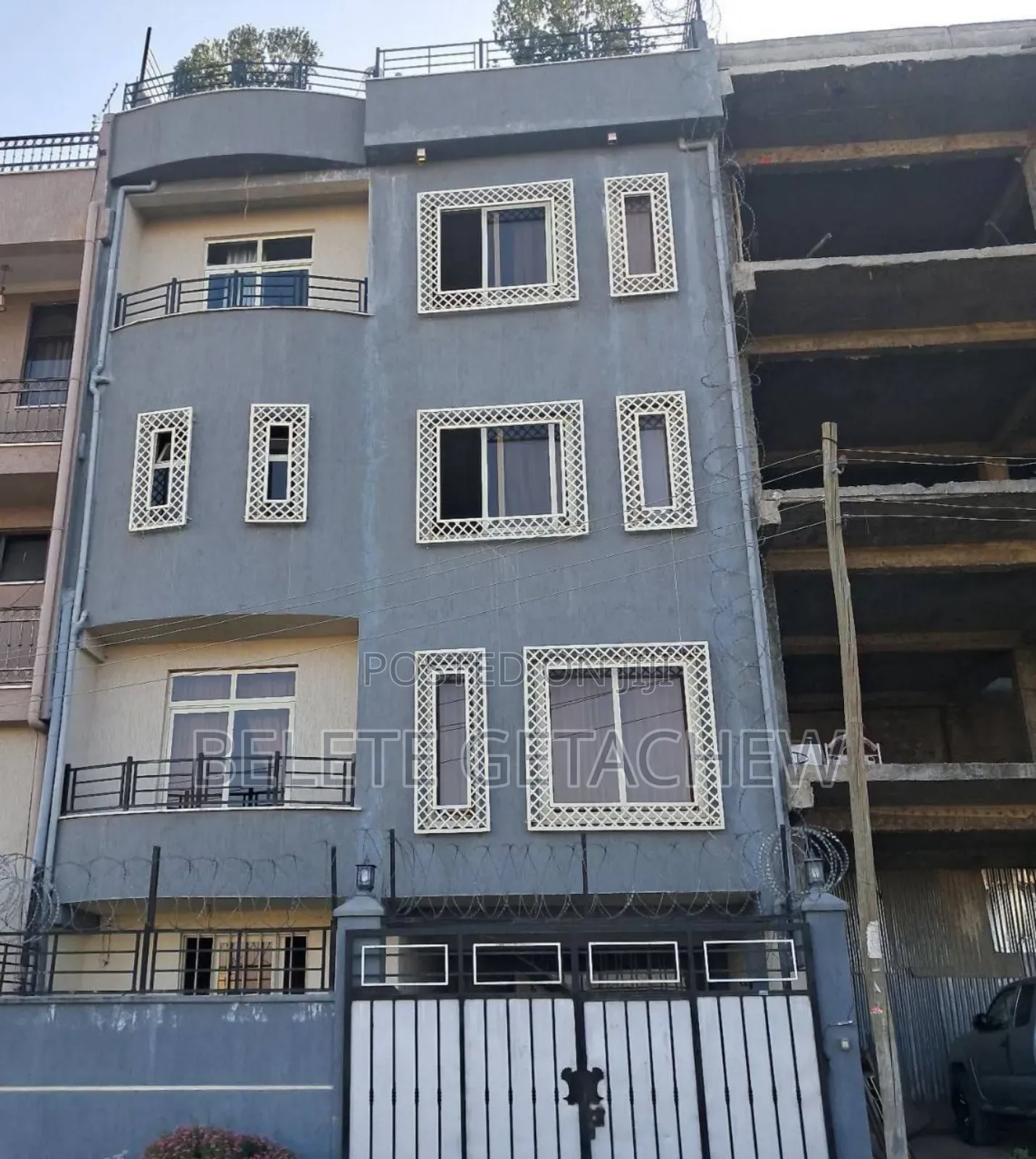 5bdrm House in Semit,72 G+3 Luxury, Bole for sale