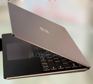 New Laptop Microsoft Surface 16GB Intel Core I7 SSD 256GB