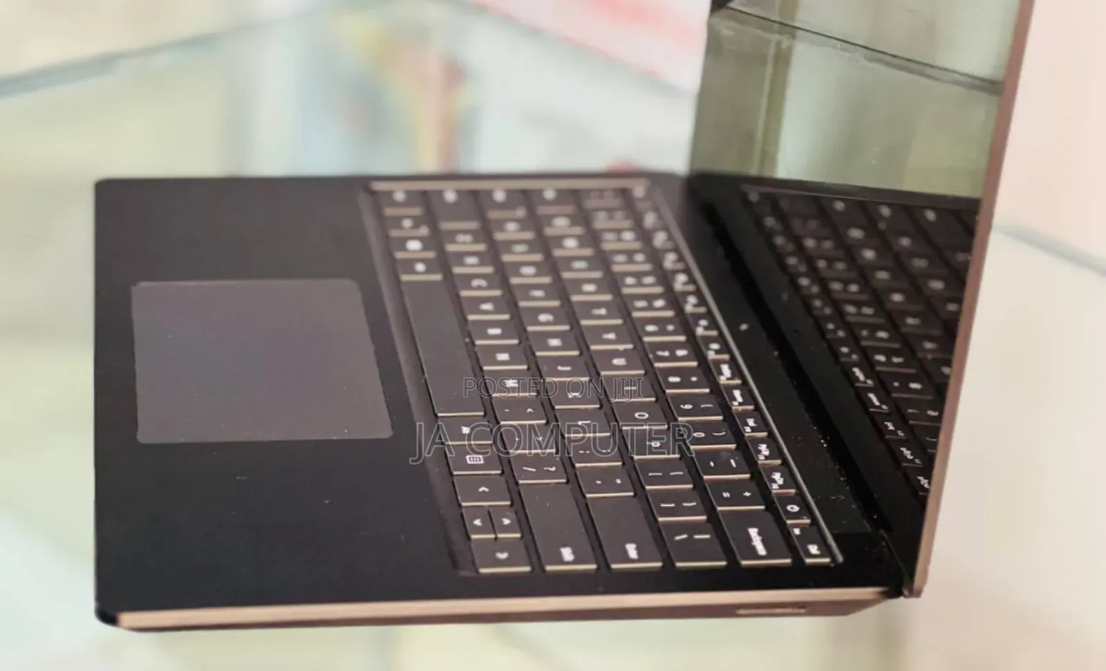 New Laptop Microsoft Surface 16GB Intel Core I7 SSD 256GB