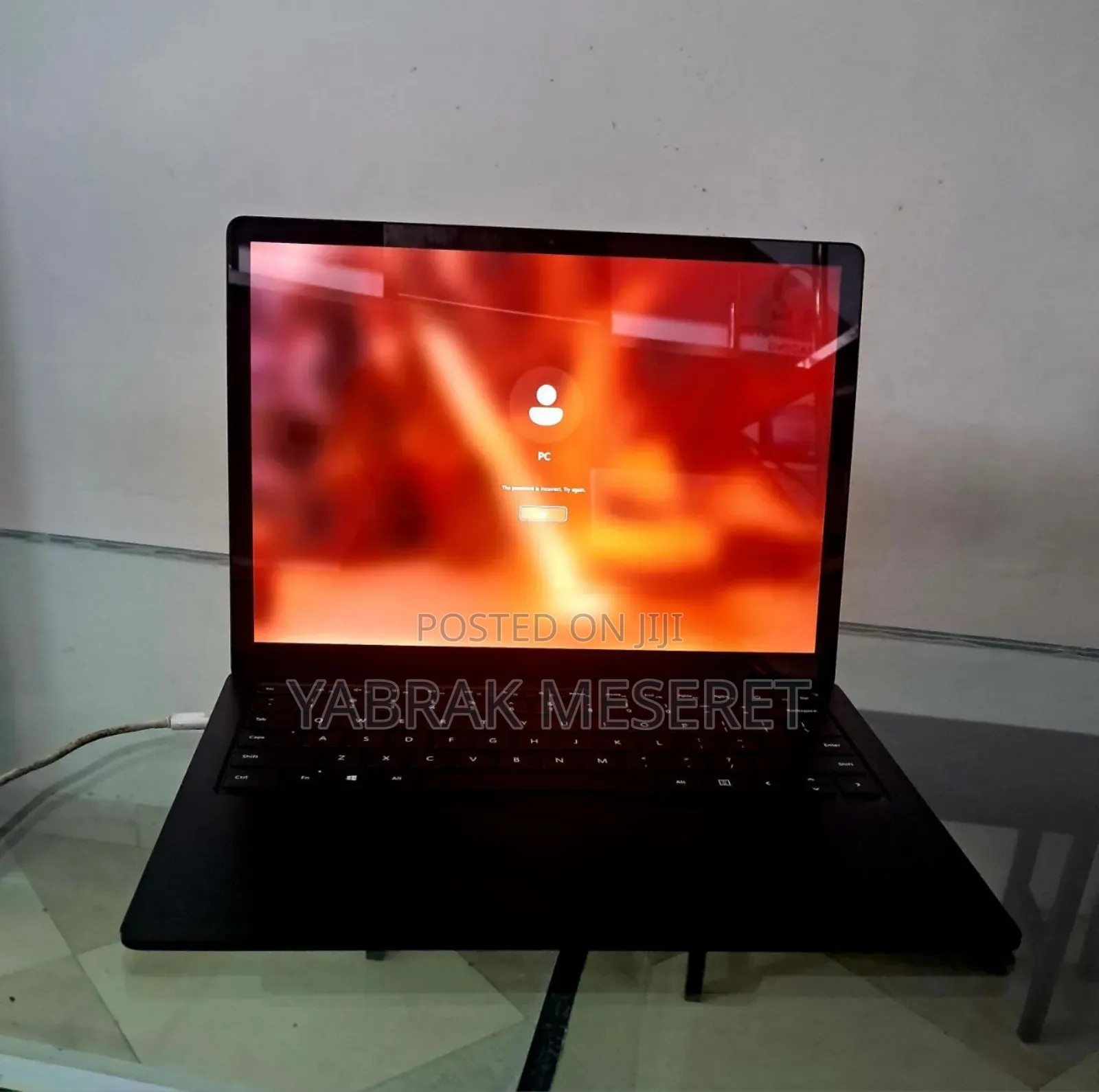 New Laptop Microsoft Surface 16GB Intel Core I7 SSD 256GB