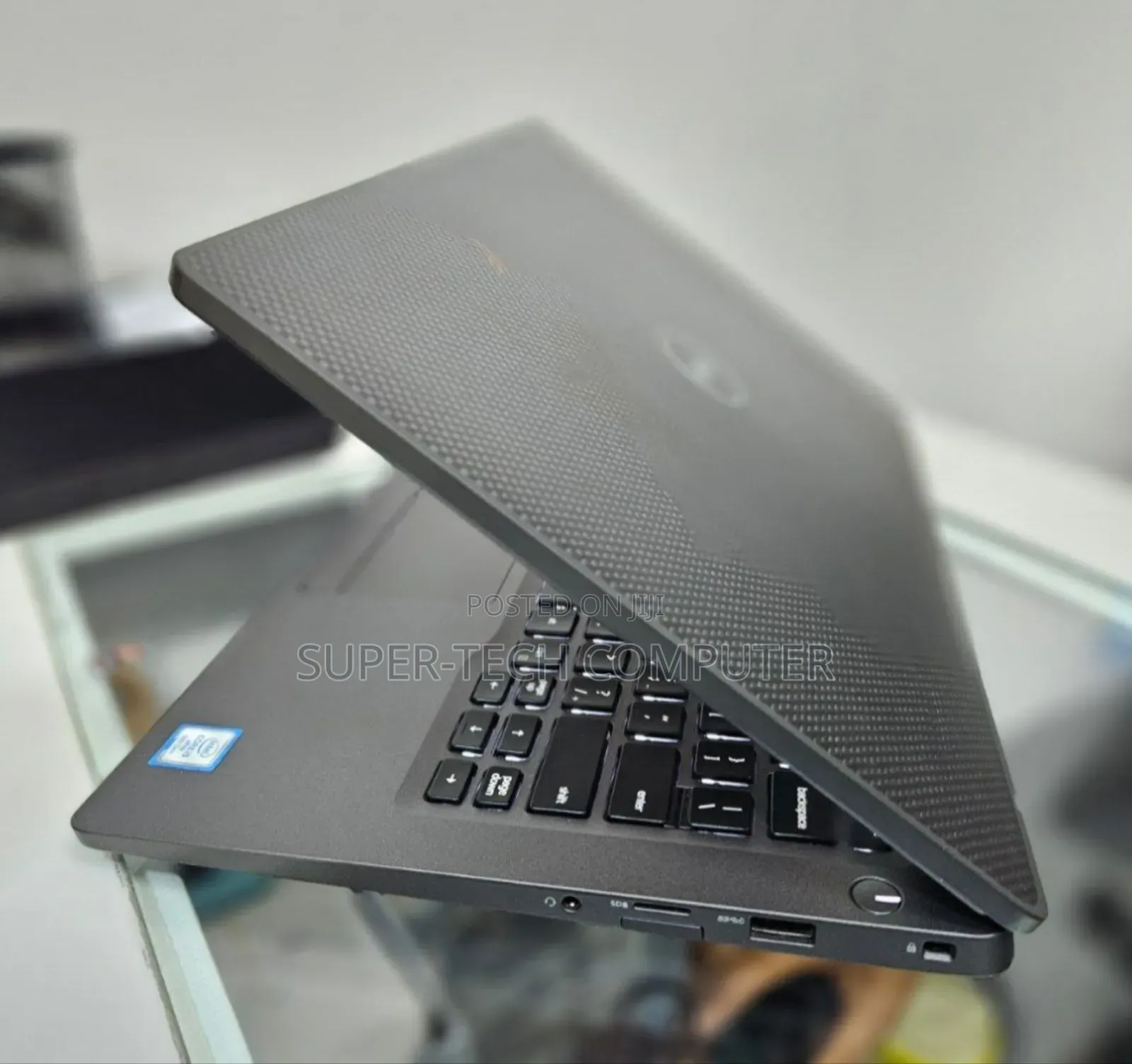 New Laptop Dell Latitude 7400 8GB Intel Core I5 SSD 256GB