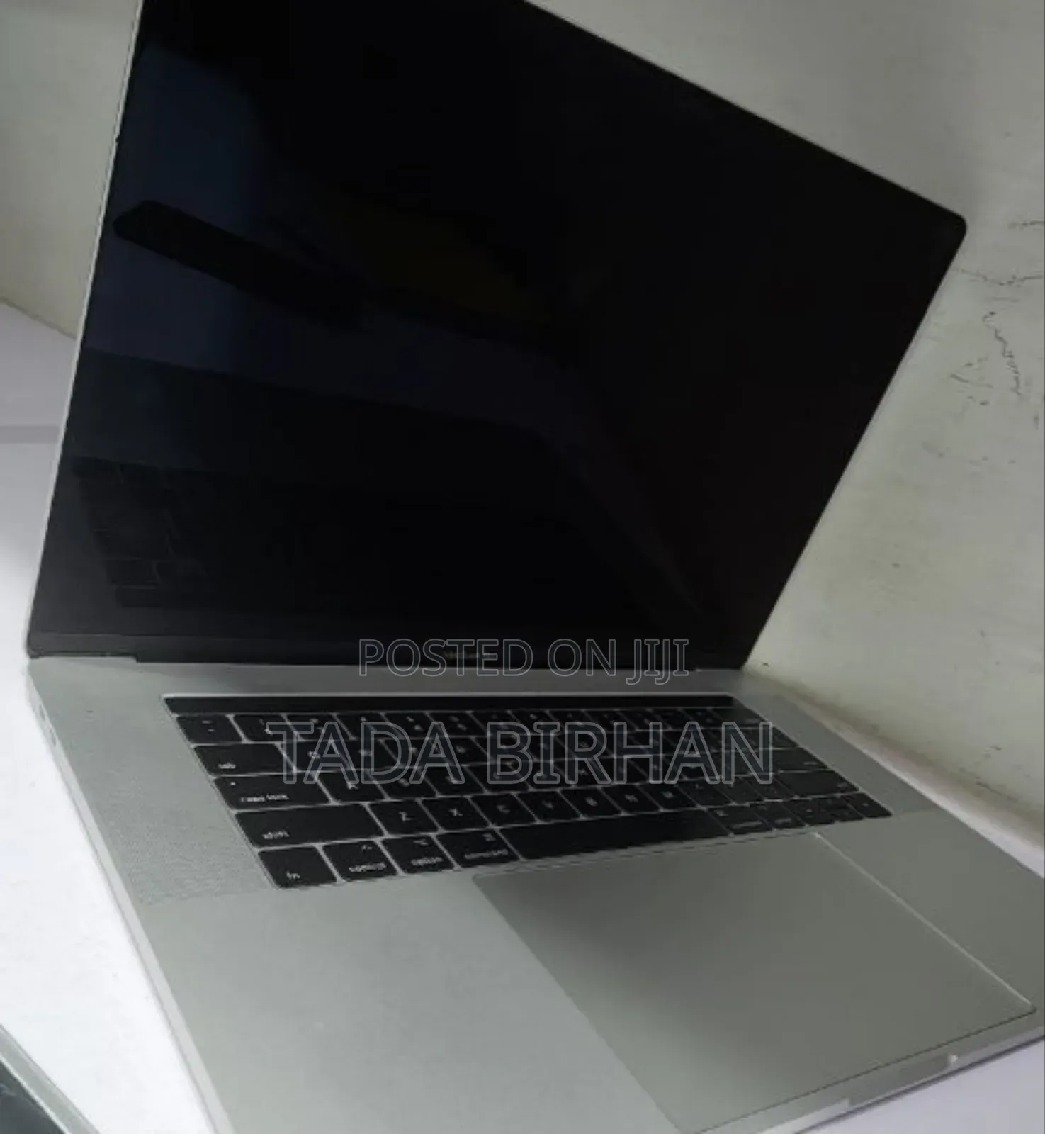 New Laptop Apple MacBook Pro 2017 16GB Intel Core I7 SSD 2T