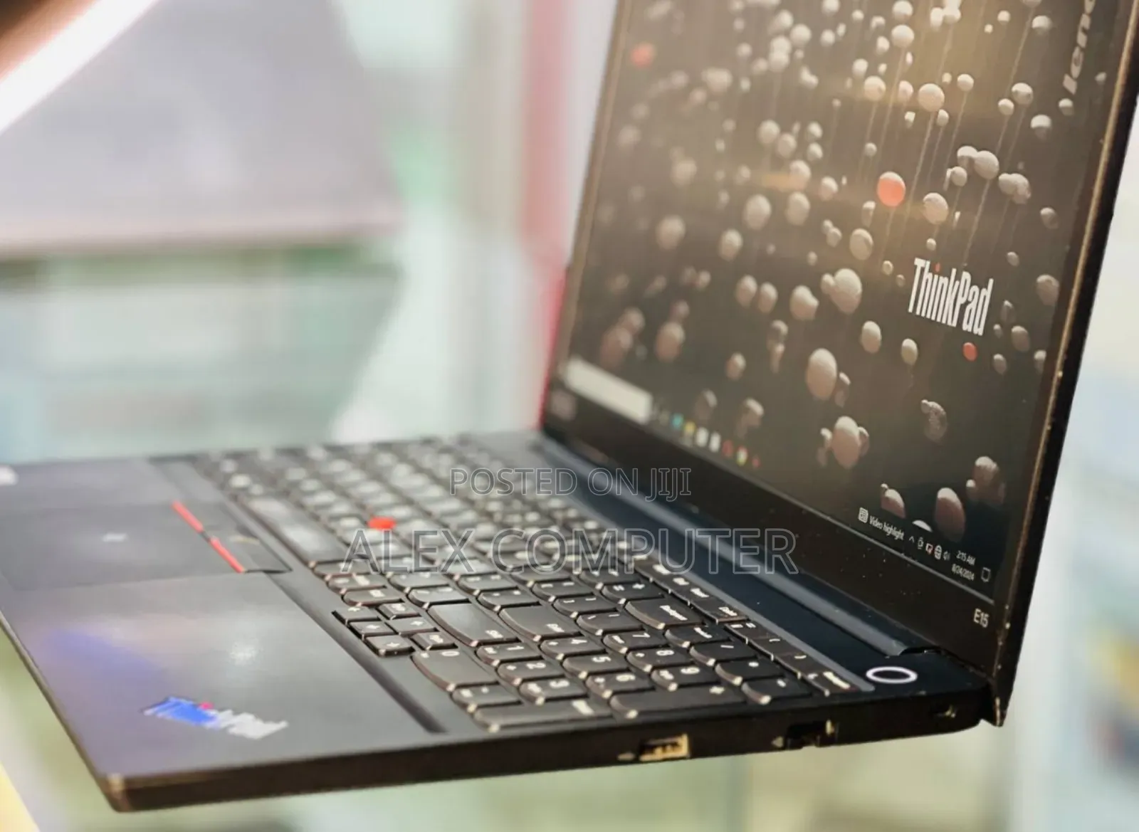 New Laptop Lenovo ThinkPad Yoga 8GB Intel Core I7 SSD 256GB