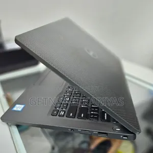 New Laptop Dell Latitude 7400 8GB Intel Core I5 SSD 256GB