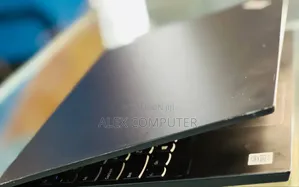 New Laptop Lenovo ThinkPad Yoga 8GB Intel Core I7 SSD 256GB