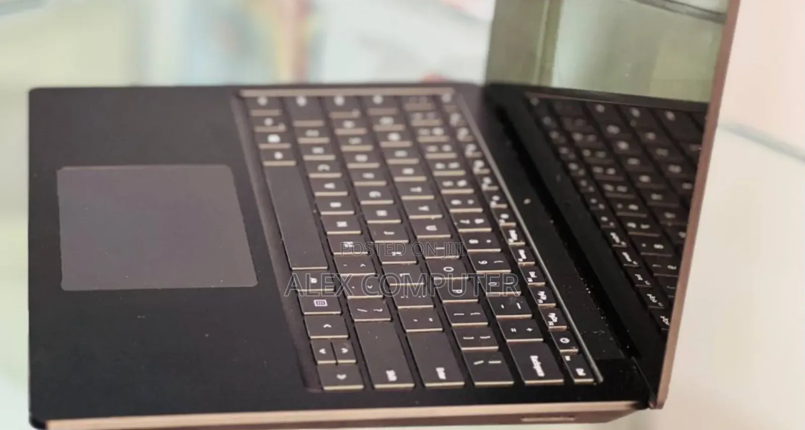 New Laptop Microsoft Surface 16GB Intel Core I7 SSD 256GB