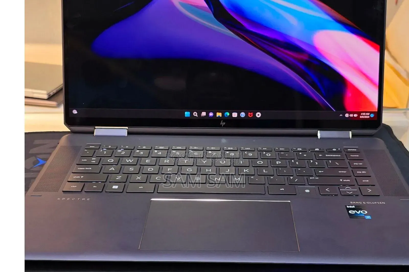 New Laptop HP Spectre 16GB Intel Core I7 SSD 1T